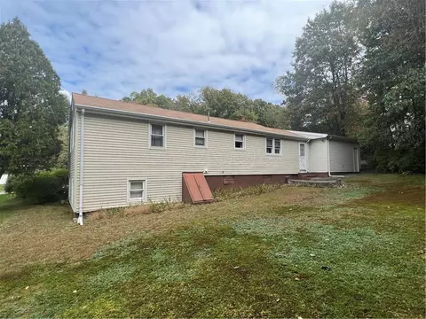 121 All Saints St, Woonsocket, RI 02895 photo 4