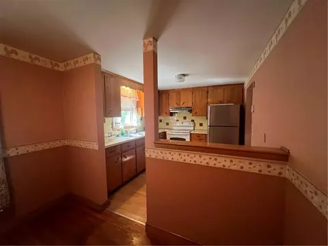 121 All Saints St, Woonsocket, RI 02895 photo 8