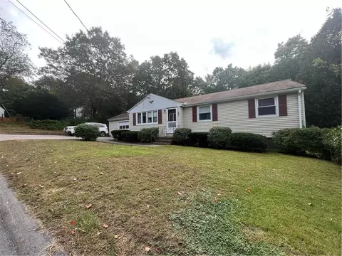 121 All Saints St, Woonsocket, RI 02895 photo 2