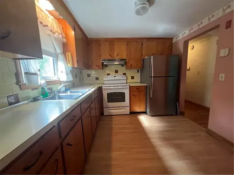 121 All Saints St, Woonsocket, RI 02895 photo 10