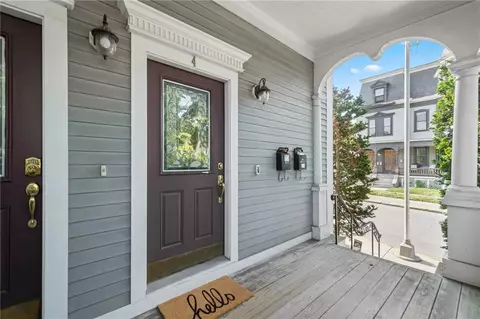 415 Angell St #4, Providence, RI 02906