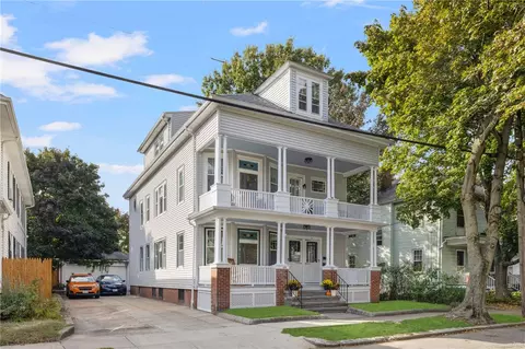 472 Academy Ave, Providence, RI 02908