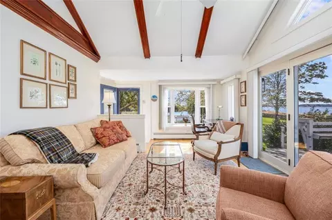 31 Strand Ave, Warwick, RI 02889 photo 18