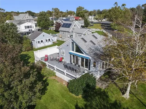 31 Strand Ave, Warwick, RI 02889 photo 7