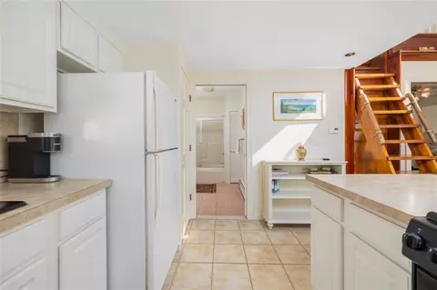 31 Strand Ave, Warwick, RI 02889 photo 23