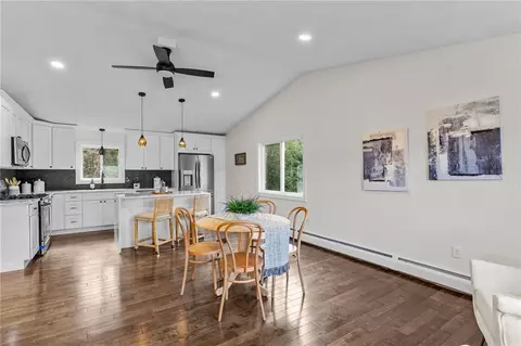 65 Fairhaven Ave, Warwick, RI 02889 photo 3