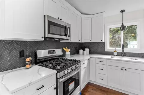 65 Fairhaven Ave, Warwick, RI 02889 photo 6