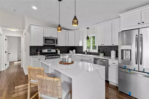 65 Fairhaven Ave, Warwick, RI 02889 photo 7