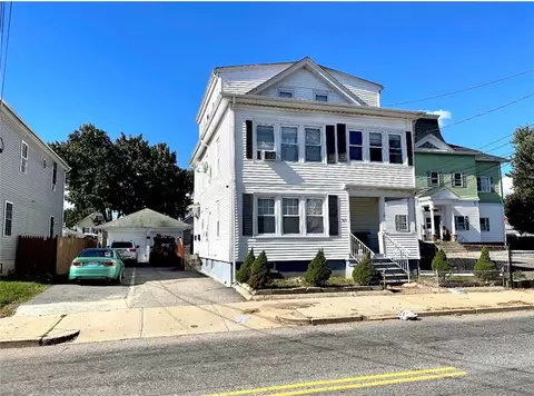 185 Glenbridge Ave, Providence, RI 02909