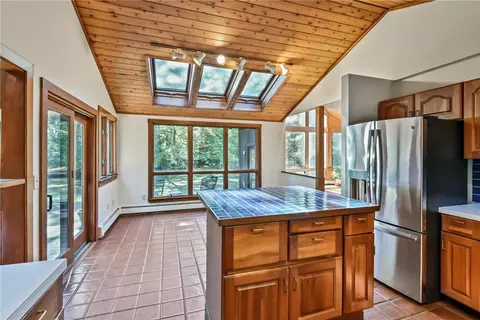 55 Ridge Dr, Exeter, RI 02822 photo 6