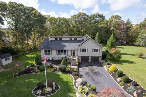 12 Pickering Dr, Westerly, RI 02891 photo 3