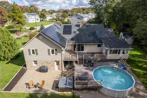 12 Pickering Dr, Westerly, RI 02891 photo 8
