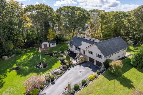 12 Pickering Dr, Westerly, RI 02891 photo 4