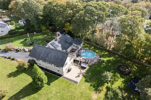 12 Pickering Dr, Westerly, RI 02891 photo 7