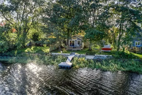 30 Mildred Ave, Swansea, MA 02777