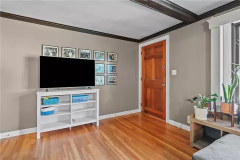 73 Macarthur Rd, Woonsocket, RI 02895 photo 12