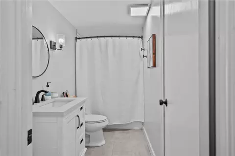 73 Macarthur Rd, Woonsocket, RI 02895 photo 21