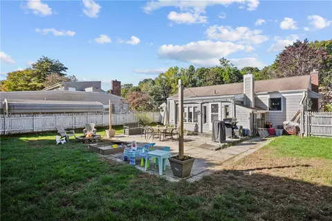 73 Macarthur Rd, Woonsocket, RI 02895 photo 30