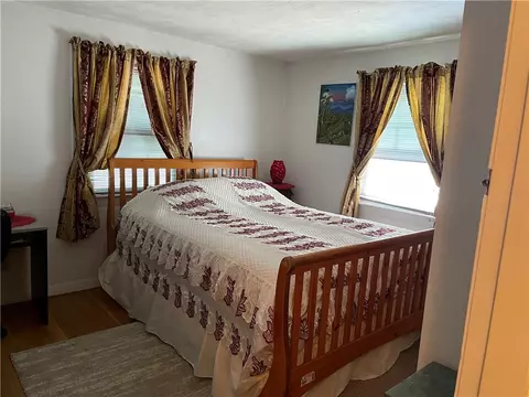 68 Spring Grove Ave, Warwick, RI 02889 photo 10