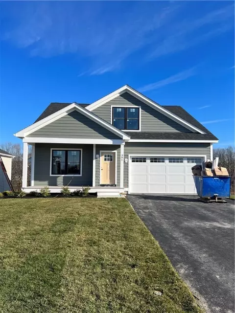 301 Freedom Trail Dr, Portsmouth, RI 02871