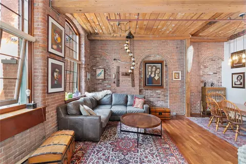 555 S Main St #205, Providence, RI 02903