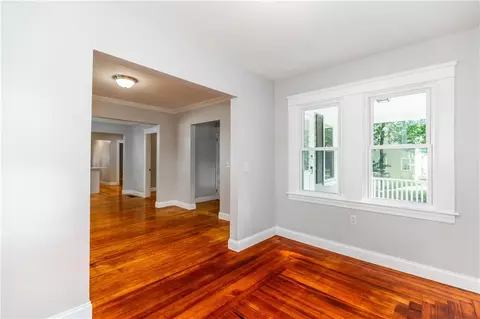 317 Inez Ave, Warwick, RI 02886 photo 8