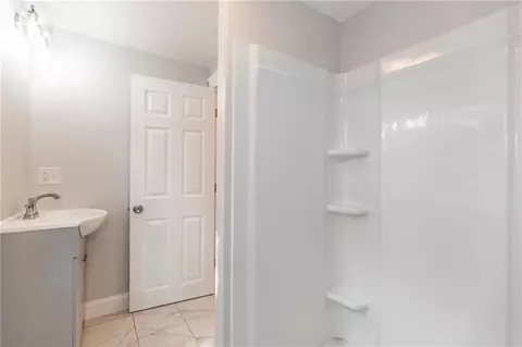 317 Inez Ave, Warwick, RI 02886 photo 31