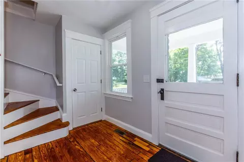 317 Inez Ave, Warwick, RI 02886 photo 7