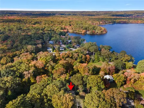 53 Indian Run Trl, South Kingstown, RI 02879