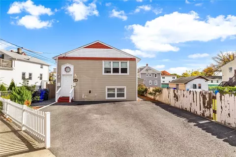 66 Silver Lake Ave, Providence, RI 02909