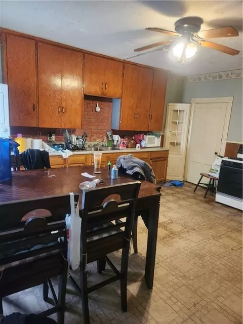188 First Ave, Woonsocket, RI 02895 photo 24