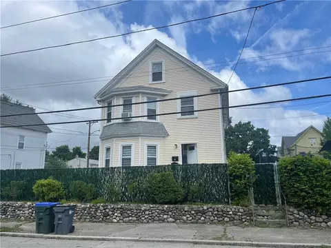 273 Lowell Ave, Providence, RI 02909