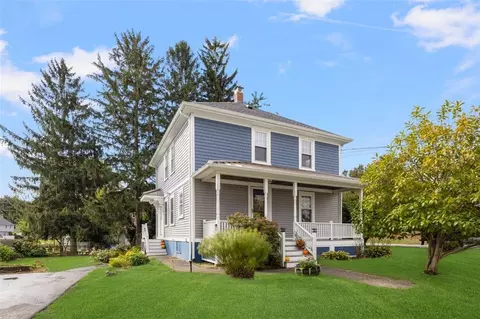 55 Earle St, Cumberland, RI 02864