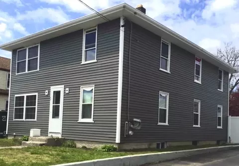 33 Everett St, Pawtucket, RI 02861