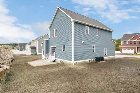 426 Louise St, Woonsocket, RI 02895 photo 31