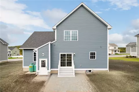 426 Louise St, Woonsocket, RI 02895 photo 29