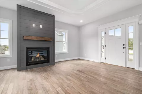 426 Louise St, Woonsocket, RI 02895 photo 5