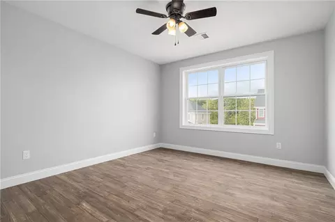 426 Louise St, Woonsocket, RI 02895 photo 23