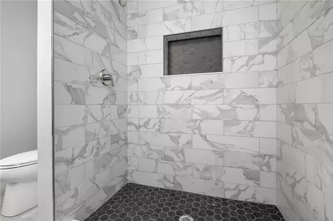 426 Louise St, Woonsocket, RI 02895 photo 17