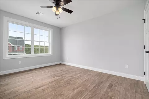 426 Louise St, Woonsocket, RI 02895 photo 22
