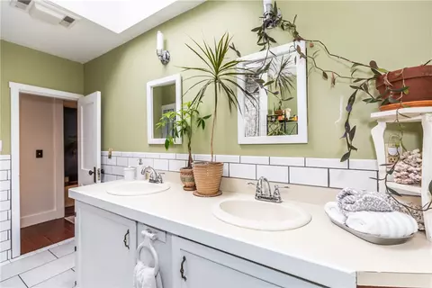 160 Manolla Ave, Warwick, RI 02888 photo 20