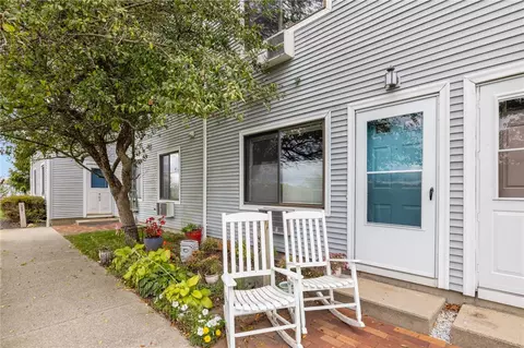 66 Girard Ave #407, Newport, RI 02840