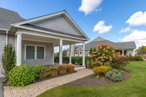 12 Rebels Way, Portsmouth, RI 02871