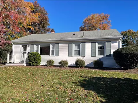 272 Hoxsie Ave, Warwick, RI 02889 photo 35