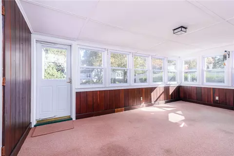 272 Hoxsie Ave, Warwick, RI 02889 photo 26