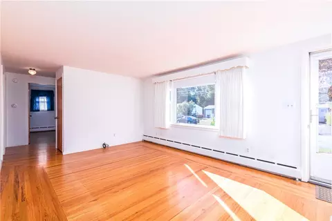 272 Hoxsie Ave, Warwick, RI 02889 photo 7