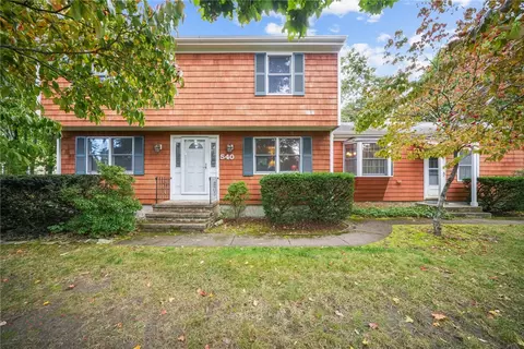 540 Annaquatucket Rd, North Kingstown, RI 02852