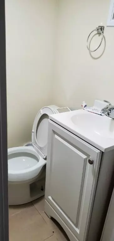 237 Central St, Central Falls, RI 02863 photo 15