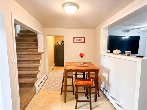 89 Pheasant Ave, Warwick, RI 02886 photo 9