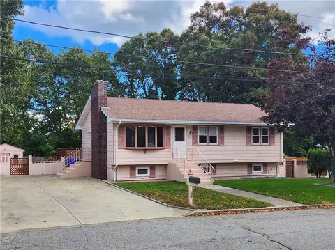 35 Washington St, North Providence, RI 02904